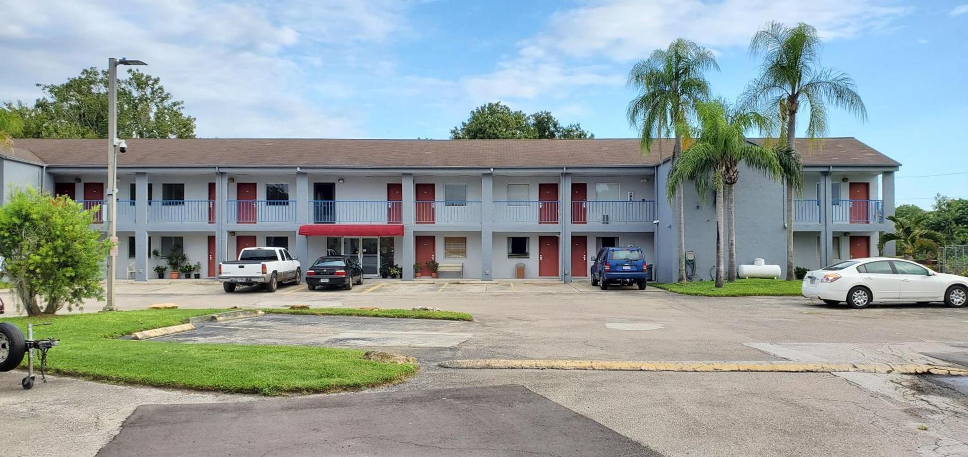 Lakeview Inn & Suites Okeechobee — hotel in Okeechobee