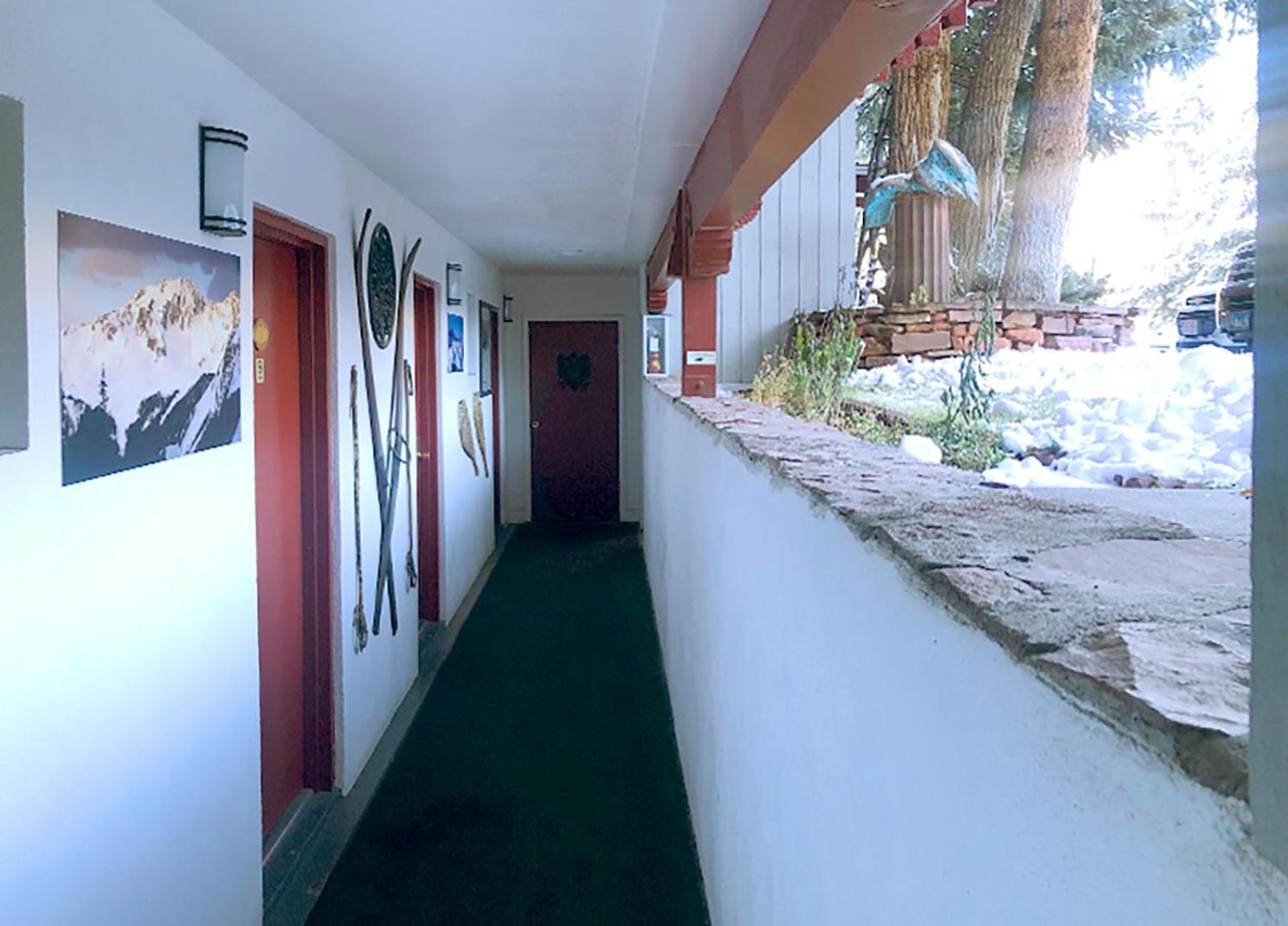 Tyrolean Lodge photo 67