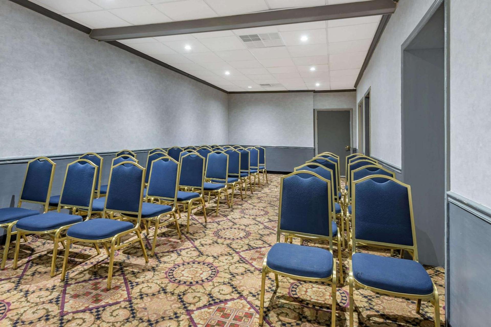 Ramada by Wyndham West Atlantic City photo 30