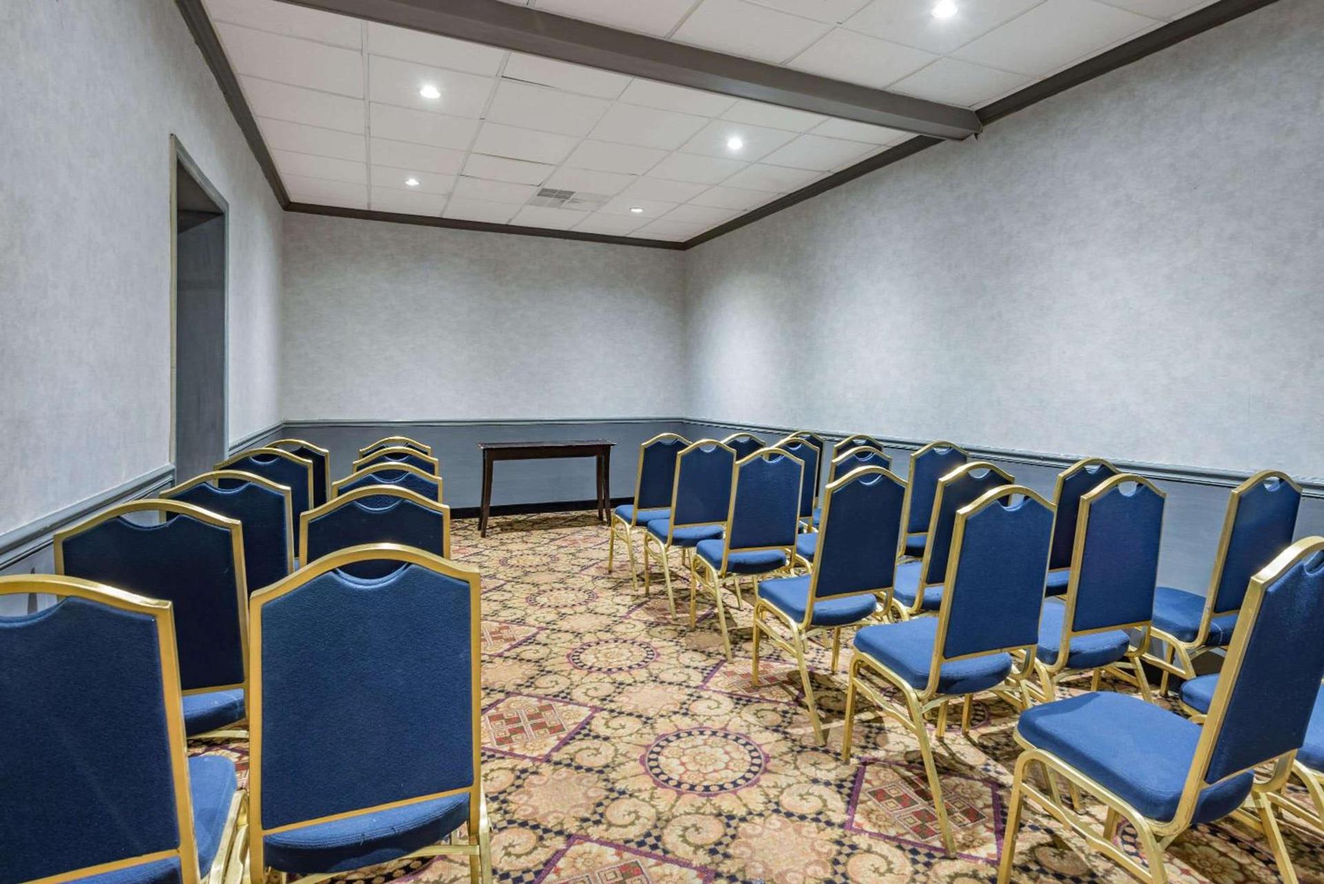 Ramada by Wyndham West Atlantic City photo 29