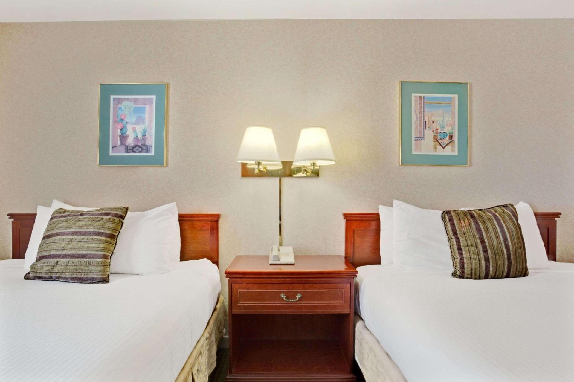 Ramada by Wyndham Draper, Utah photo 8