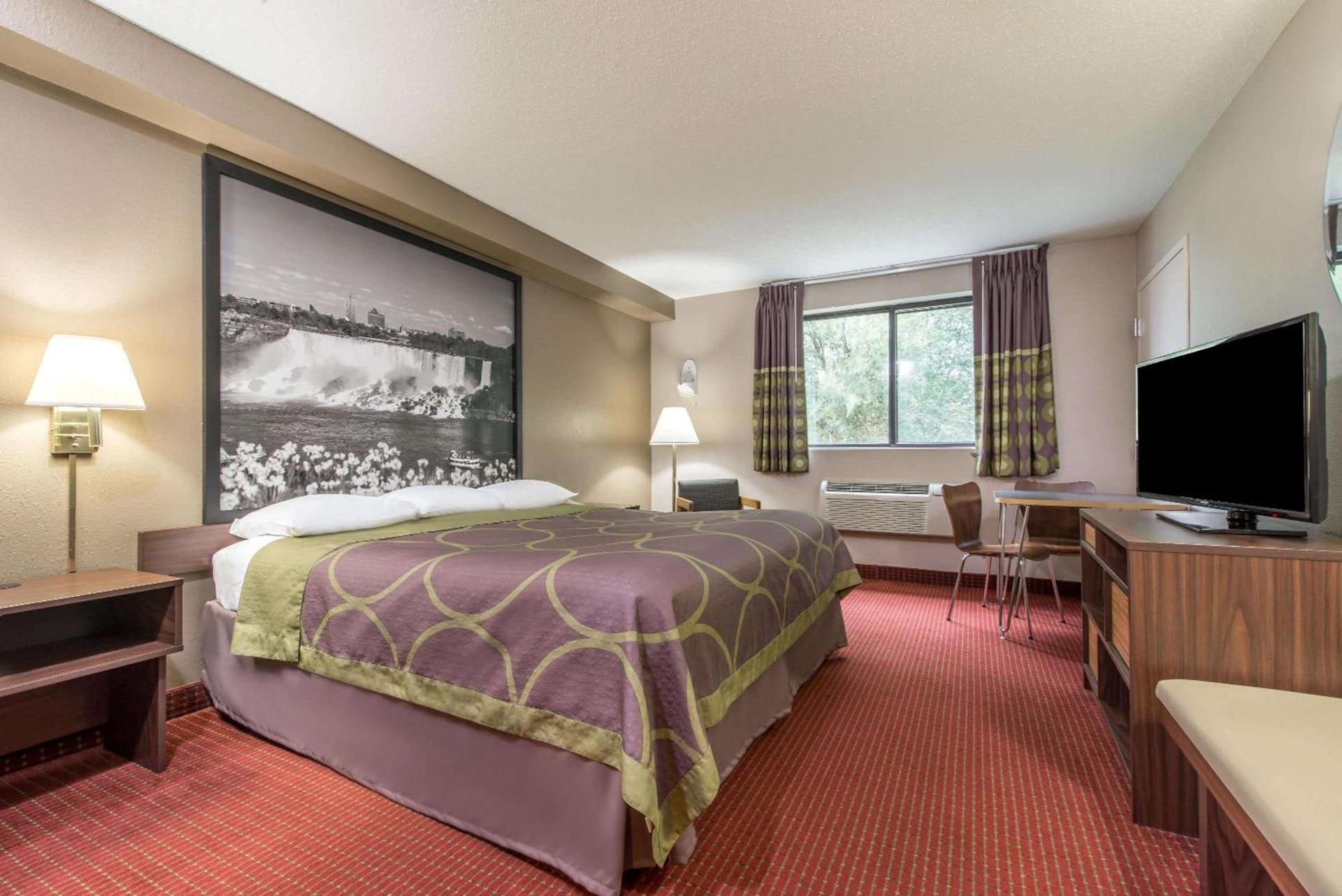 Super 8 by Wyndham Niagara Falls photo 14