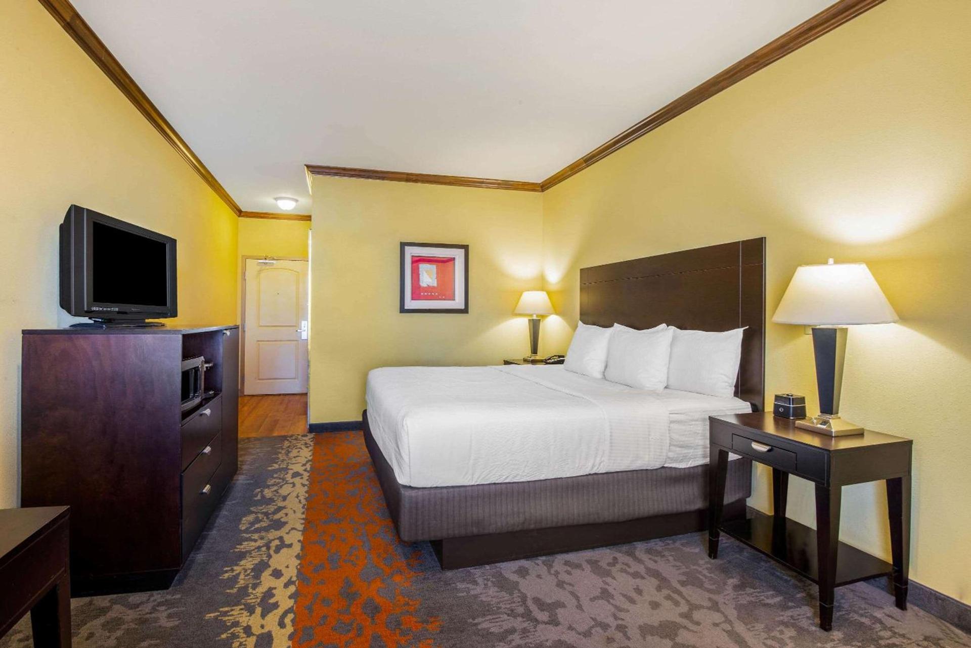 La Quinta by Wyndham Eastland photo 29