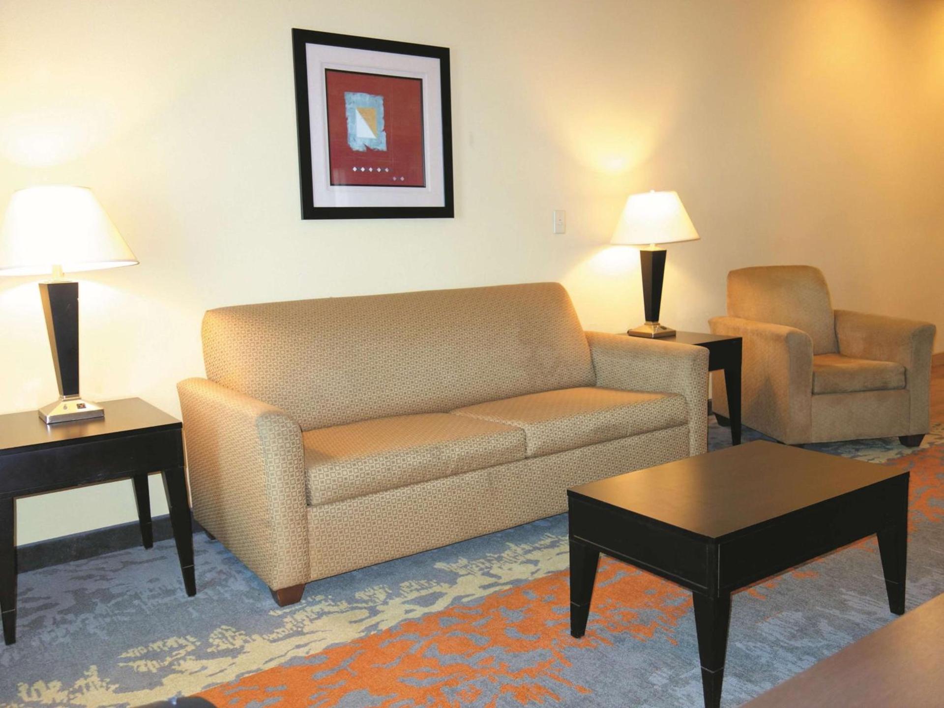 La Quinta by Wyndham Eastland photo 37