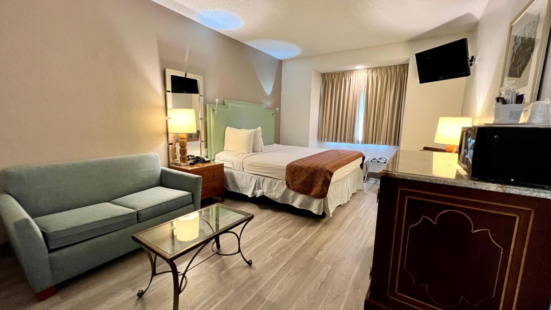 Baymont by Wyndham Orlando-International Dr-Universal Blvd photo 35