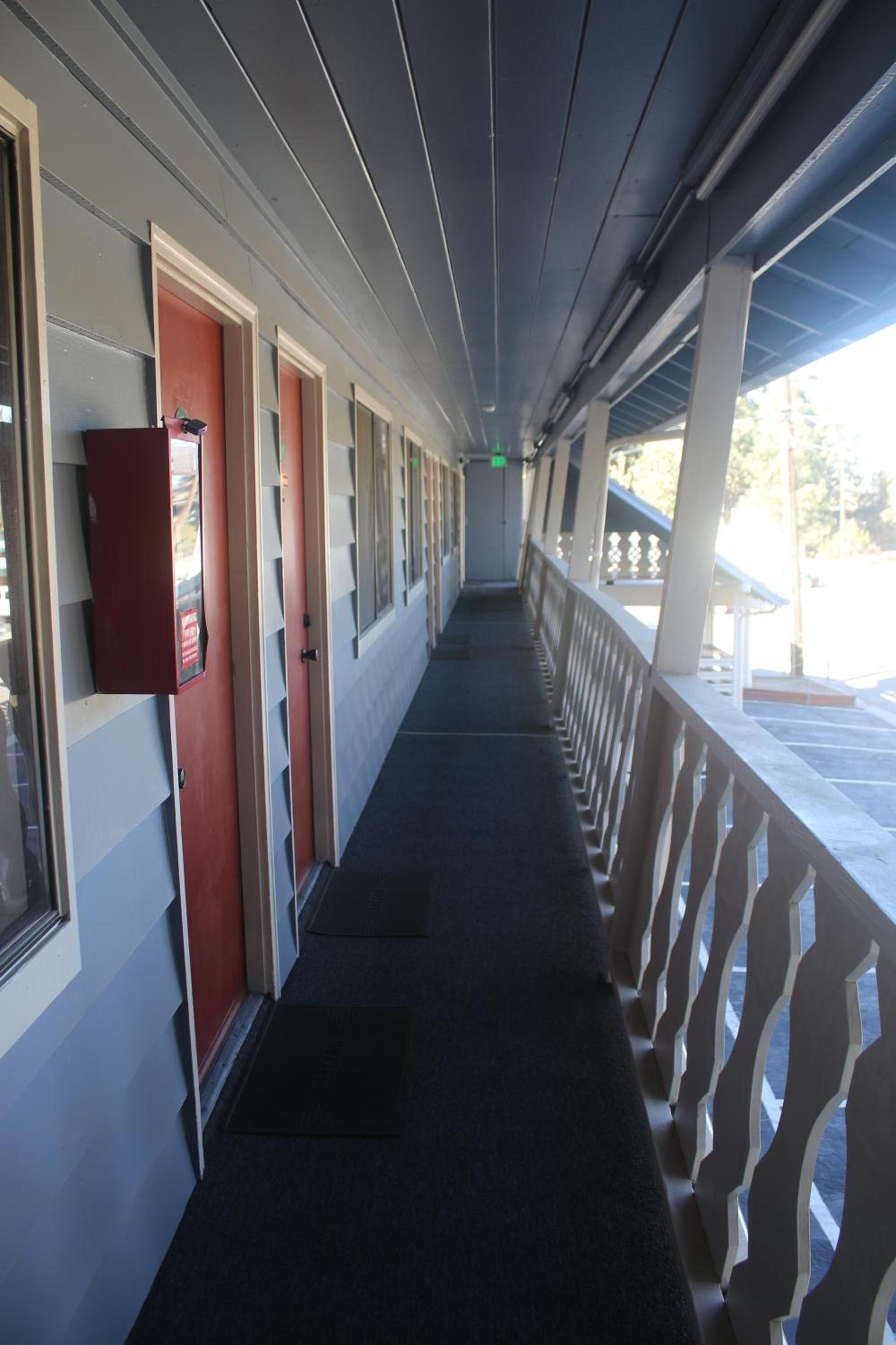 Thunderchief Inn photo 24