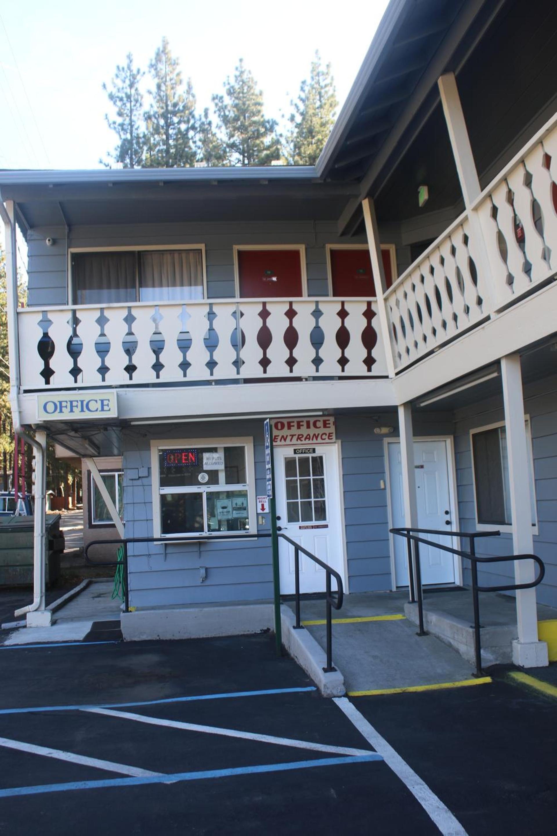 Thunderchief Inn photo 10