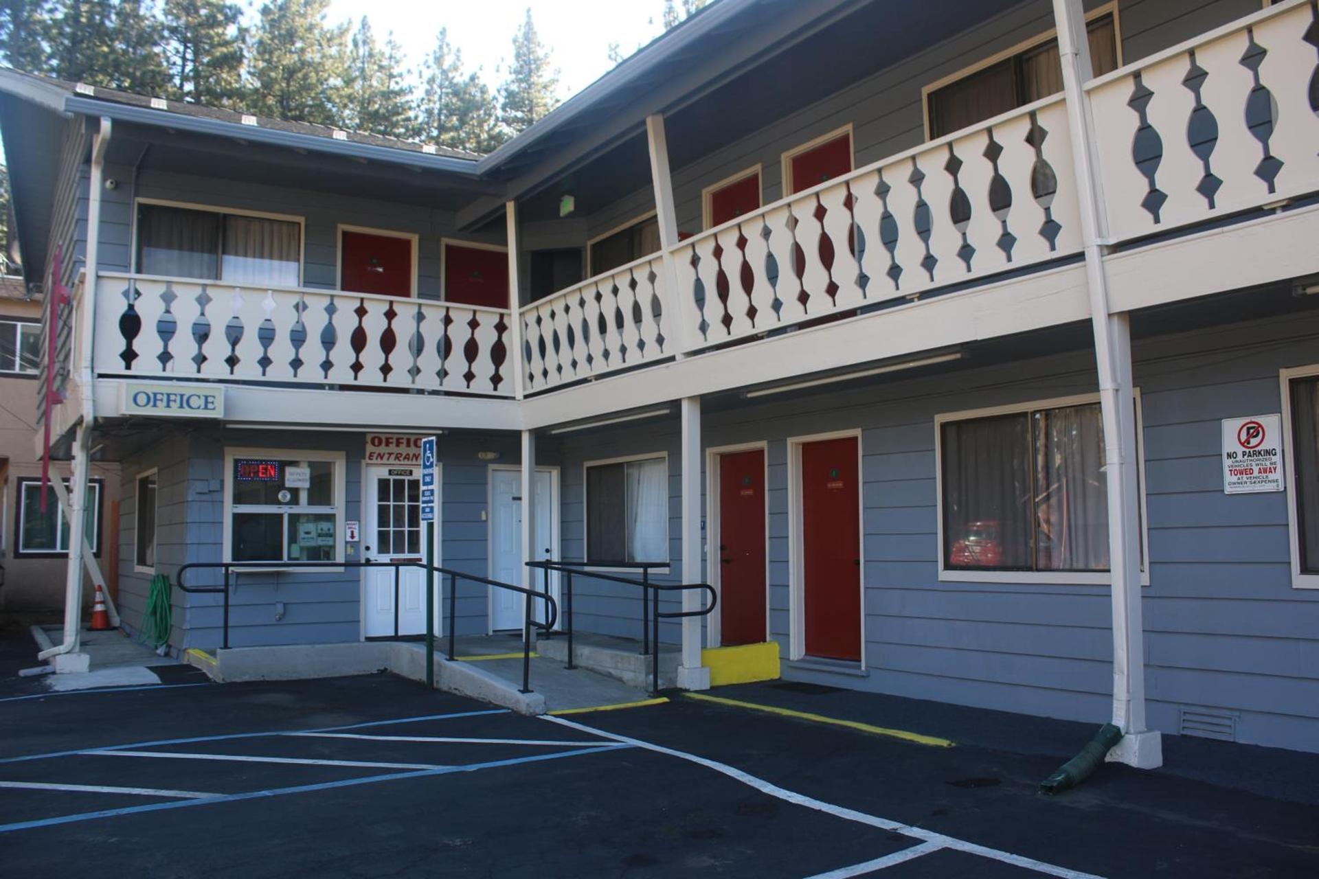 Thunderchief Inn photo 13
