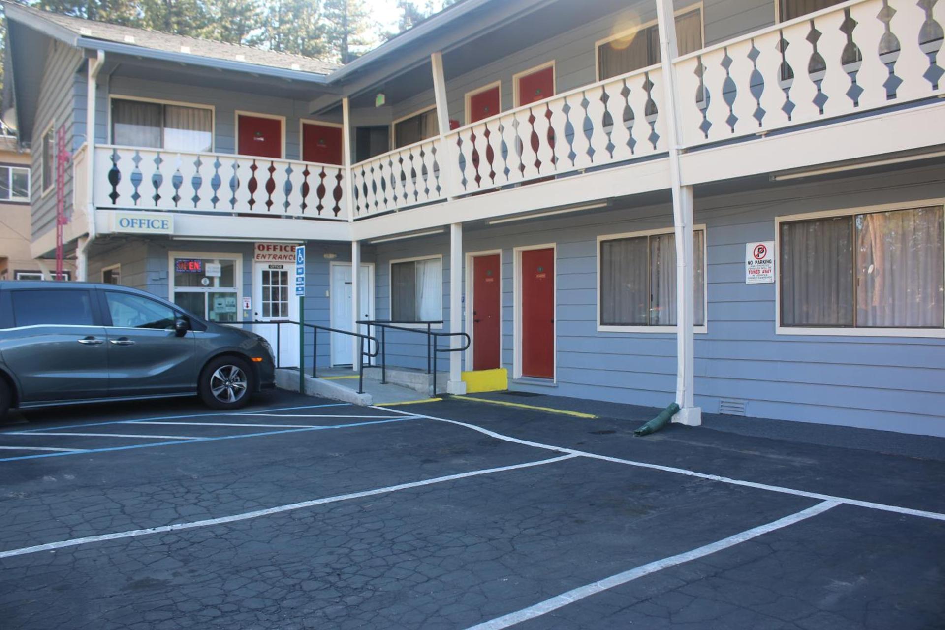 Thunderchief Inn photo 17