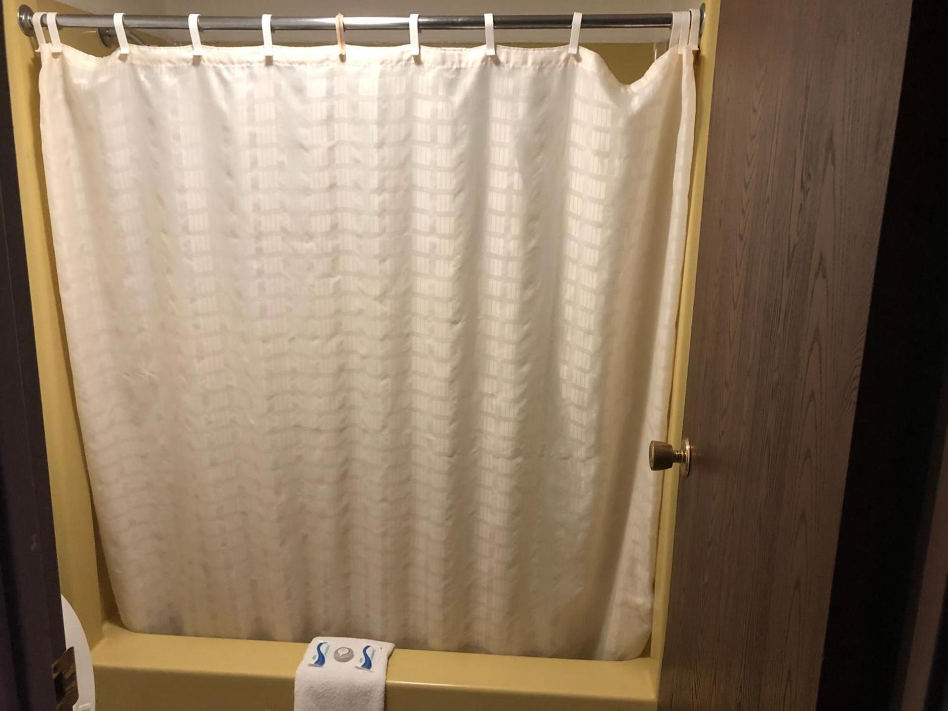 Budget Host Inn photo 42