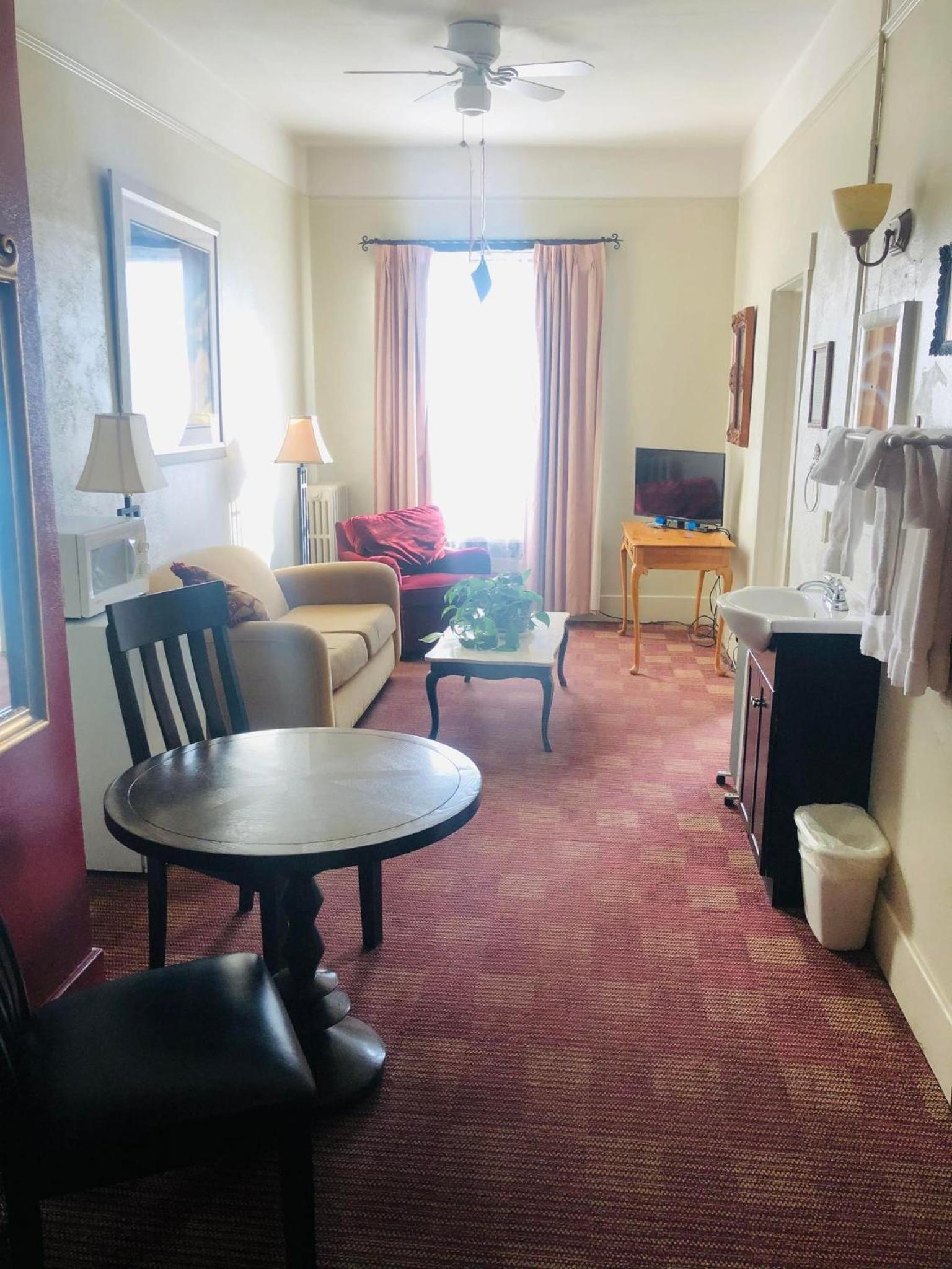 Historic Palace Hotel photo 25