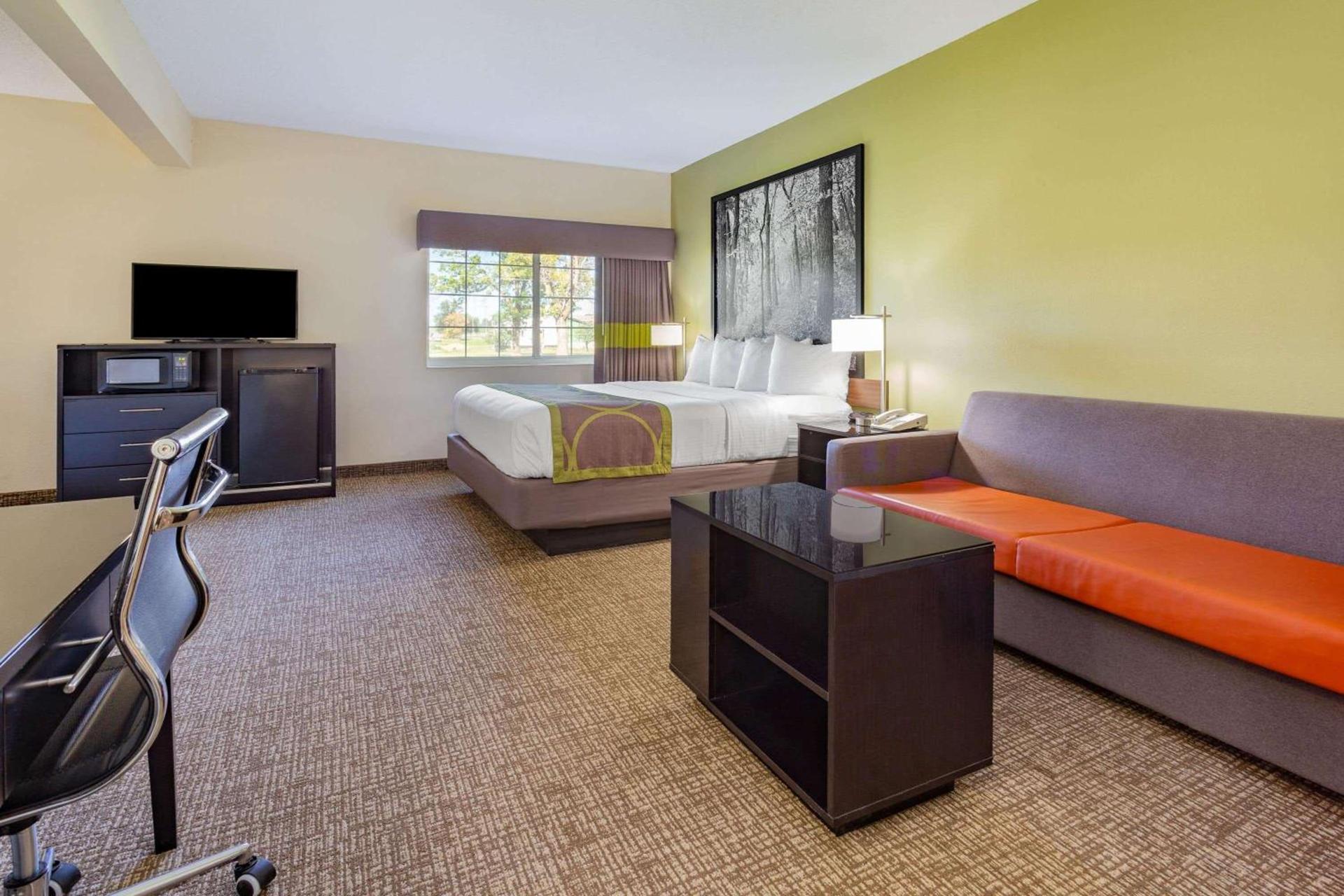 Emmetsburg Hotel & Suites photo 23