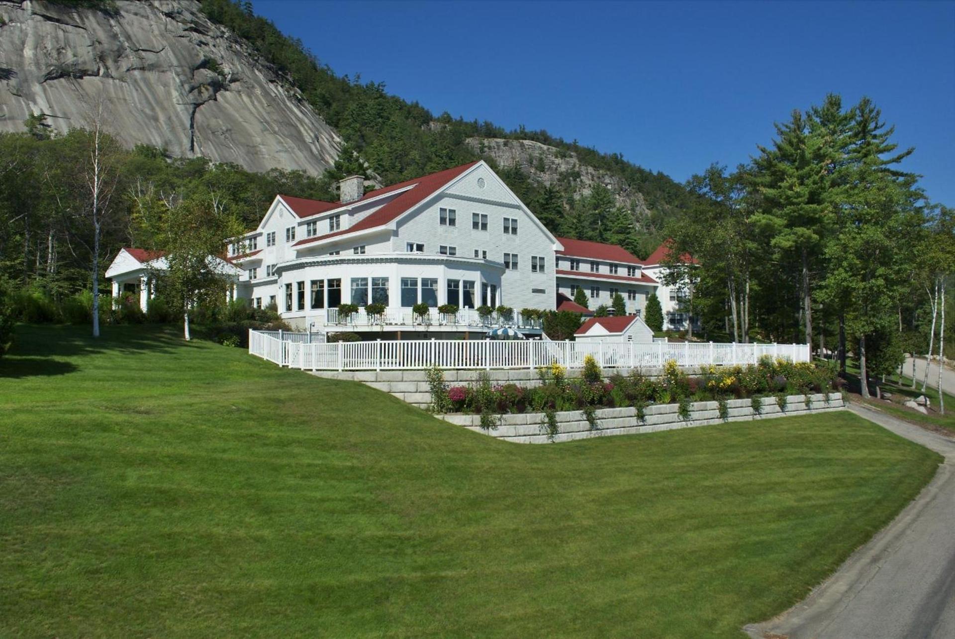 White Mountain Hotel and Resort photo 6