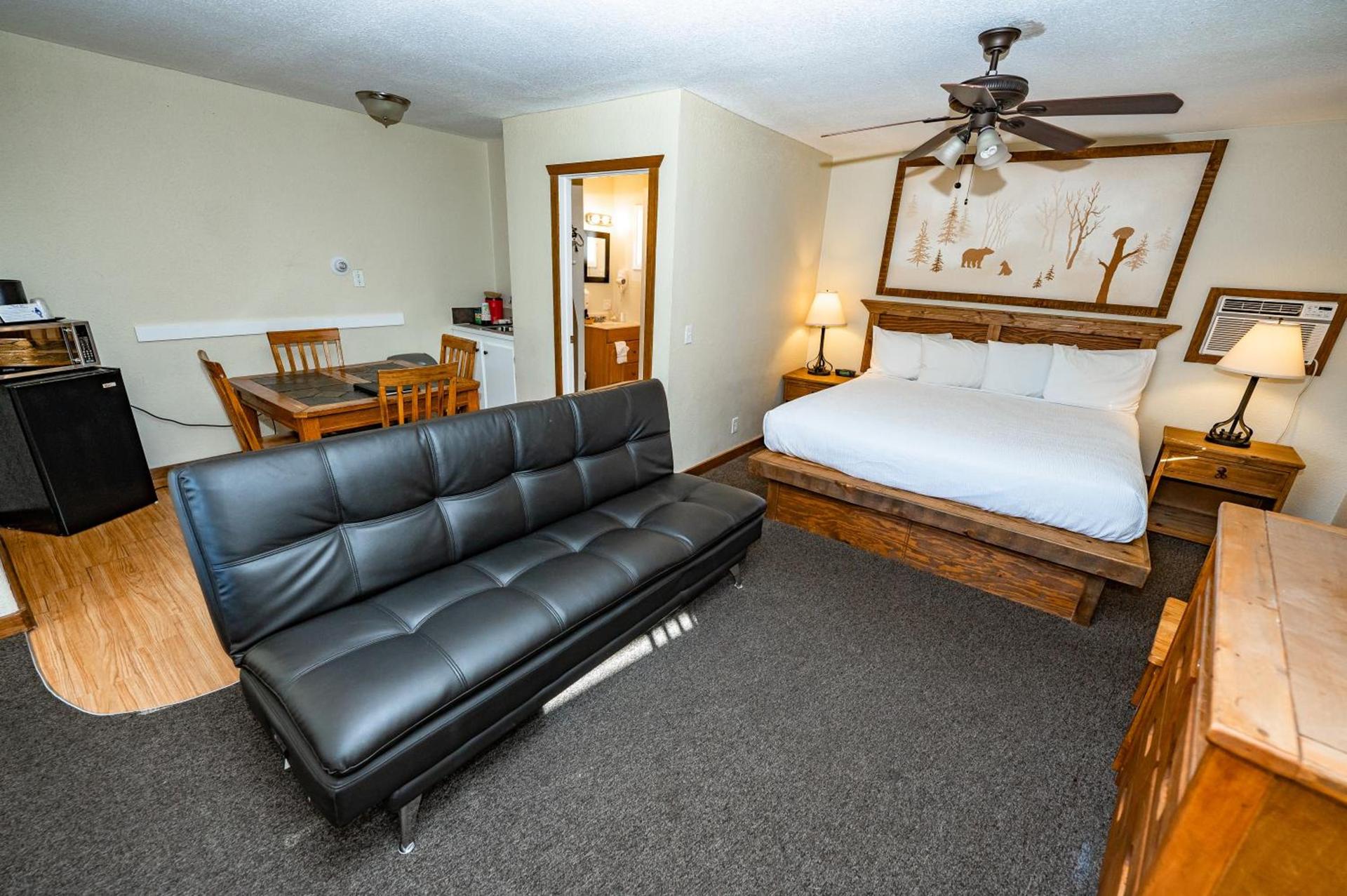 Murphy's River Lodge photo 5