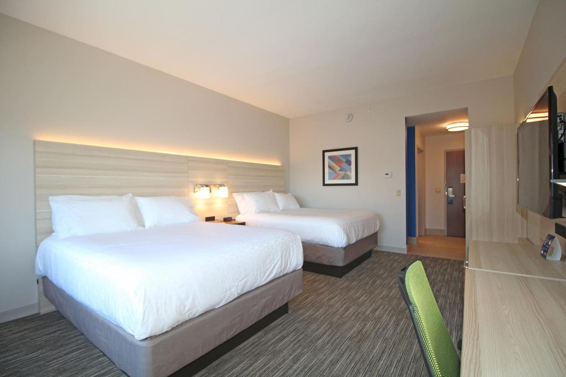 Holiday Inn Express & Suites Ocala by IHG photo 20