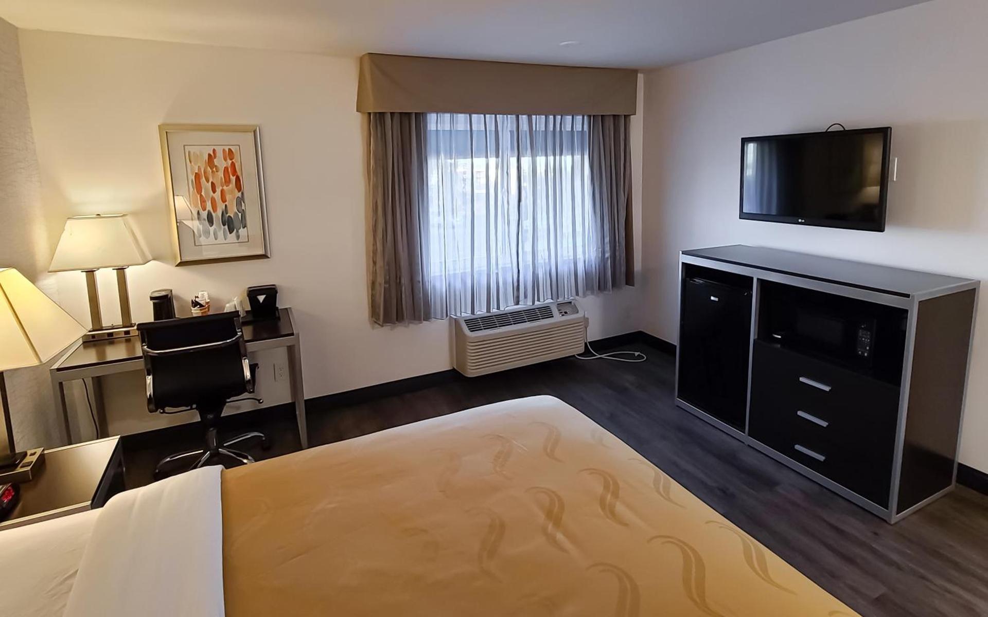 Quality Inn Burbank Airport photo 40