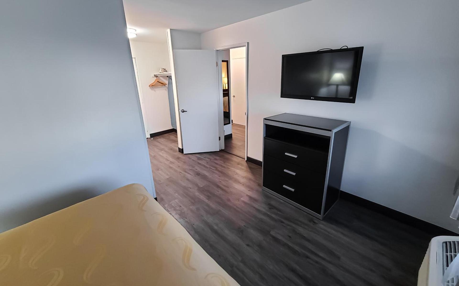 Quality Inn Burbank Airport photo 51