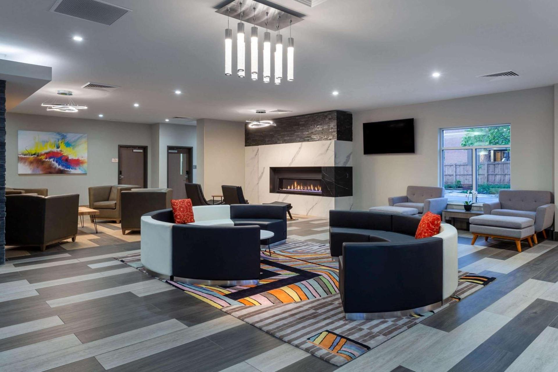 Baymont by Wyndham Madison photo 8
