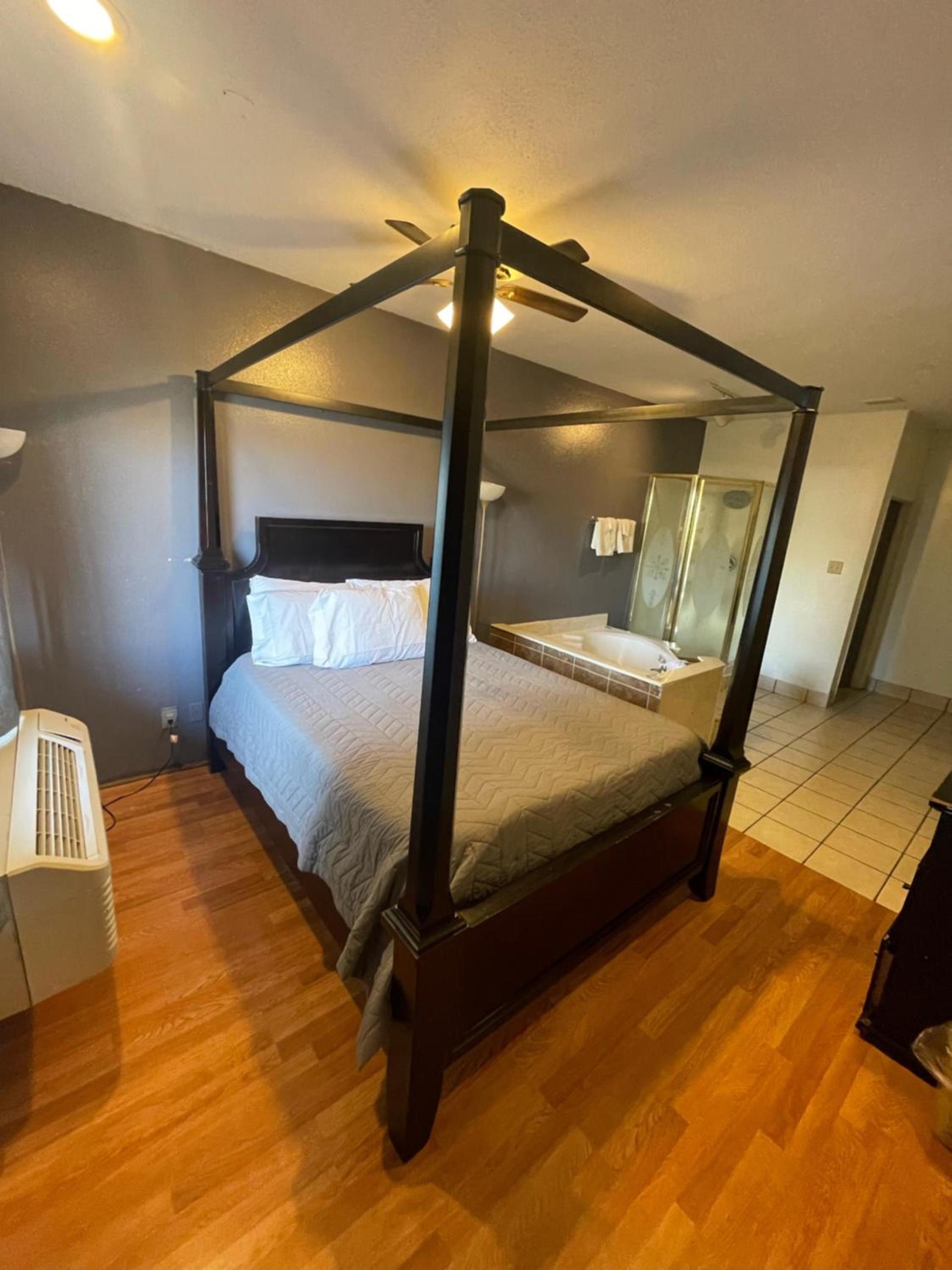 Best Budget Inn photo 3