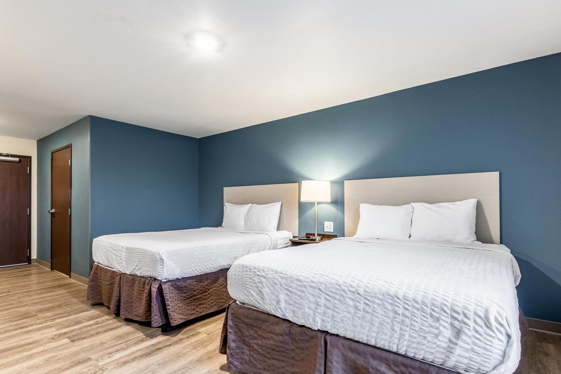 WoodSpring Suites Gurnee - Chicago photo 31