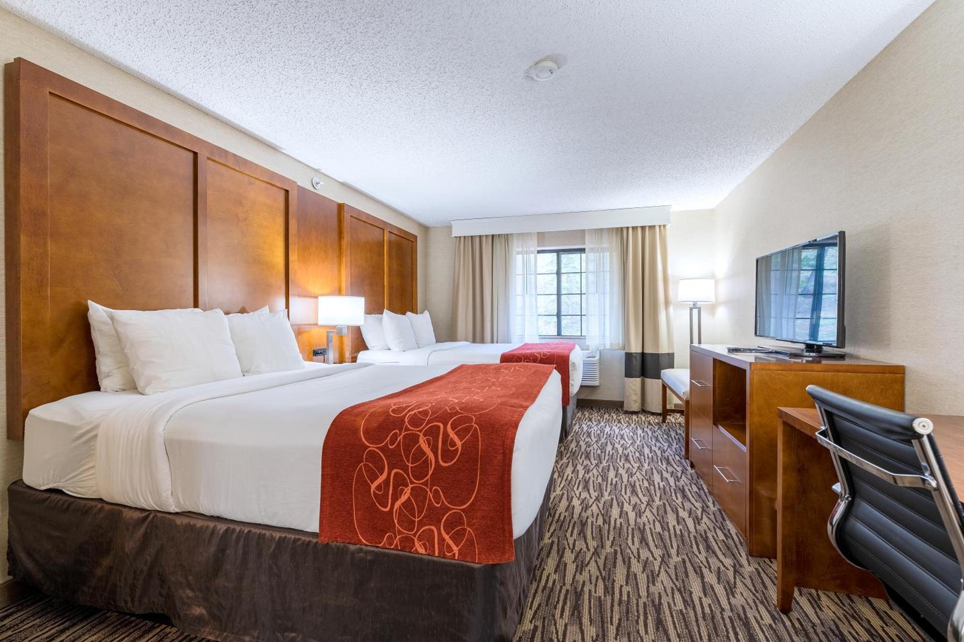 Comfort Suites Golden West on Evergreen Parkway photo 31