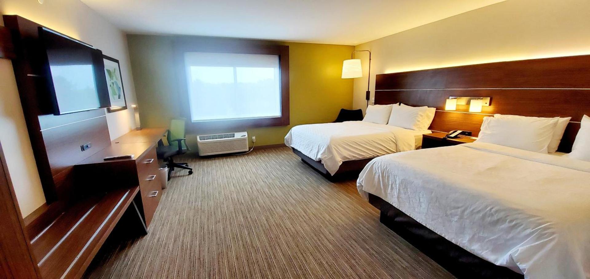 Holiday Inn Express & Suites Rehoboth Beach by IHG photo 78