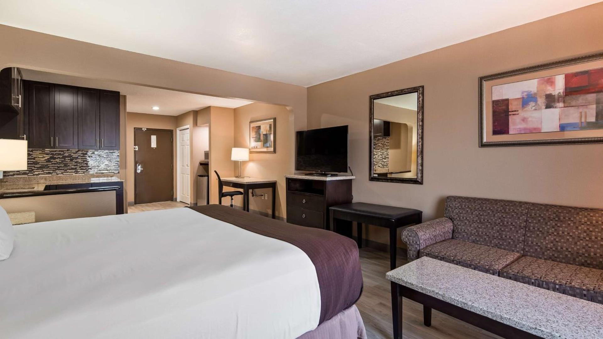 Best Western Lumberton photo 13