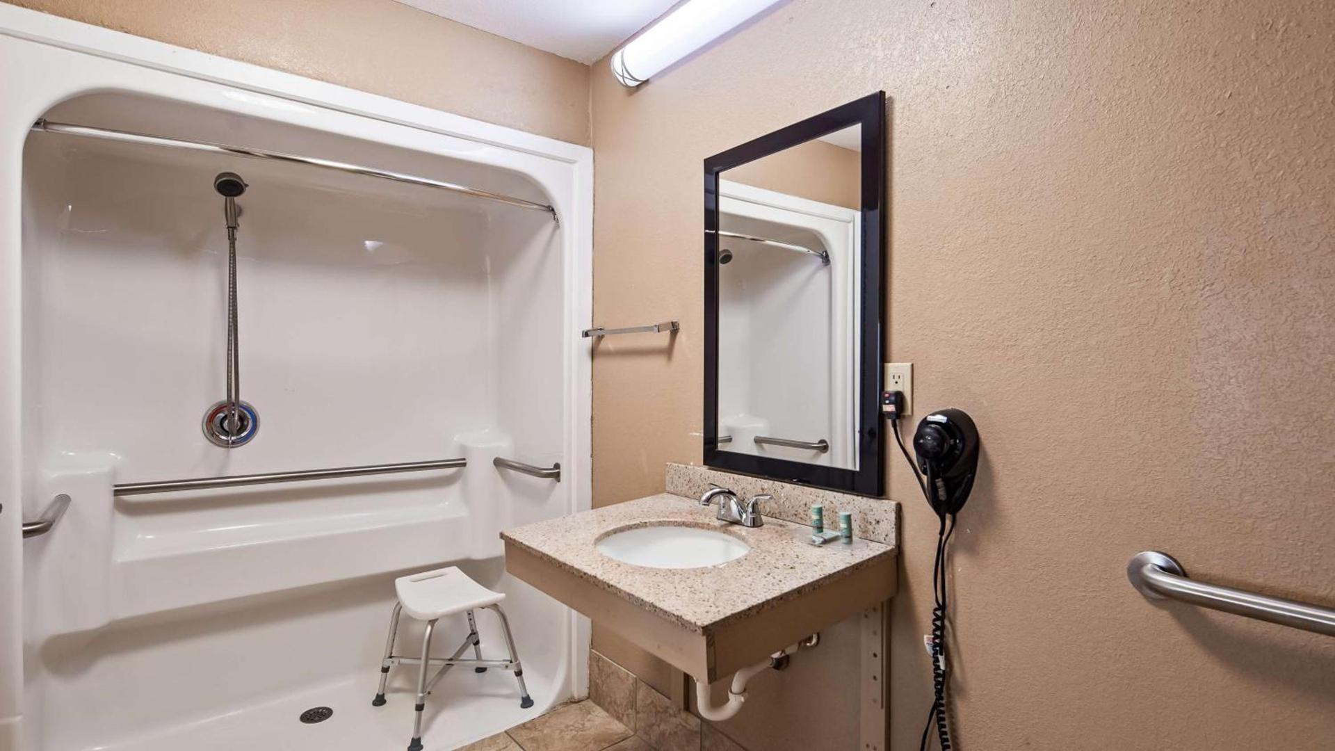 Best Western Lumberton photo 17