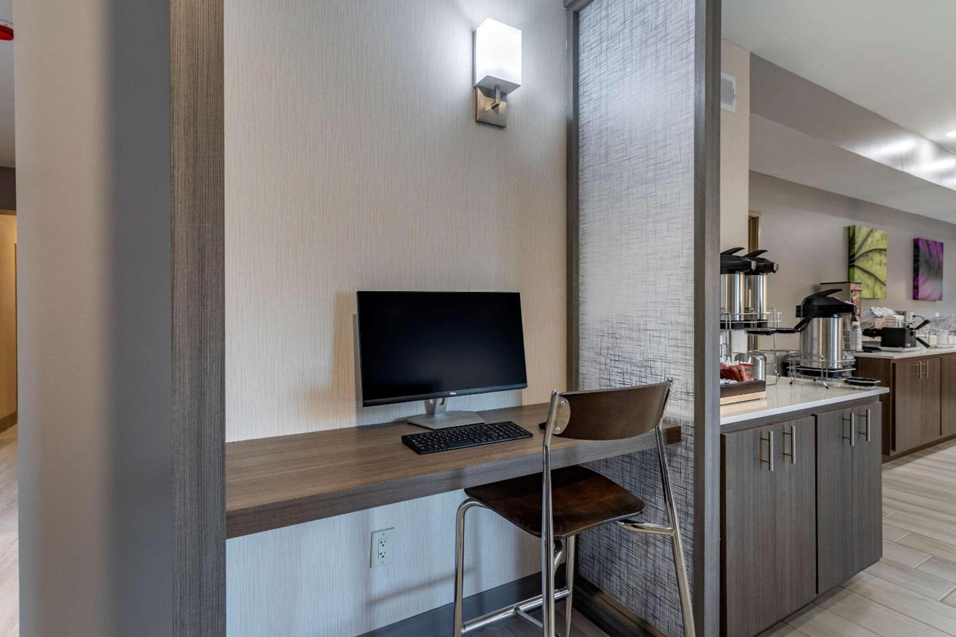 Sleep Inn & Suites Lebanon - Nashville Area photo 24