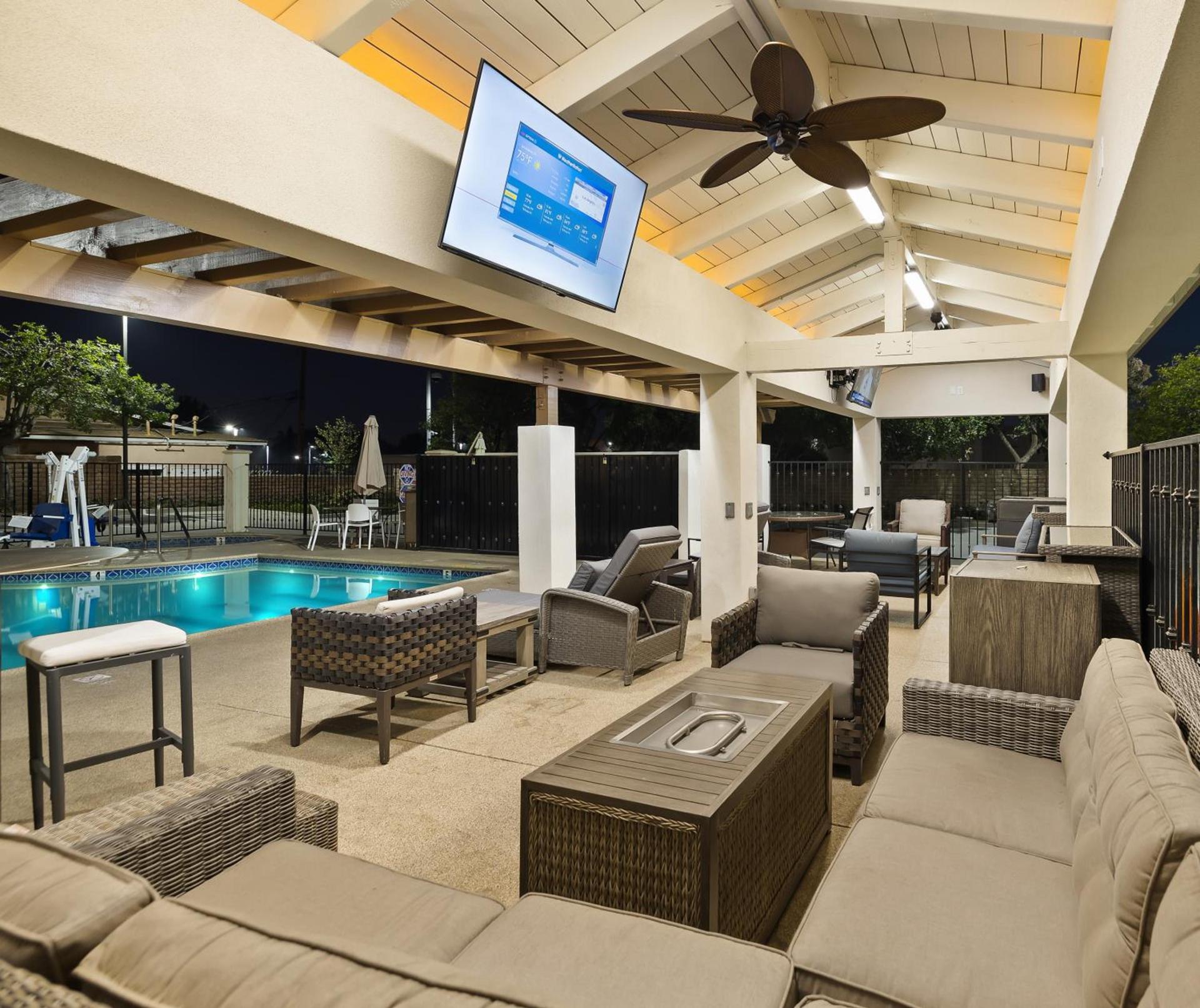 Hotel Huntington photo 28