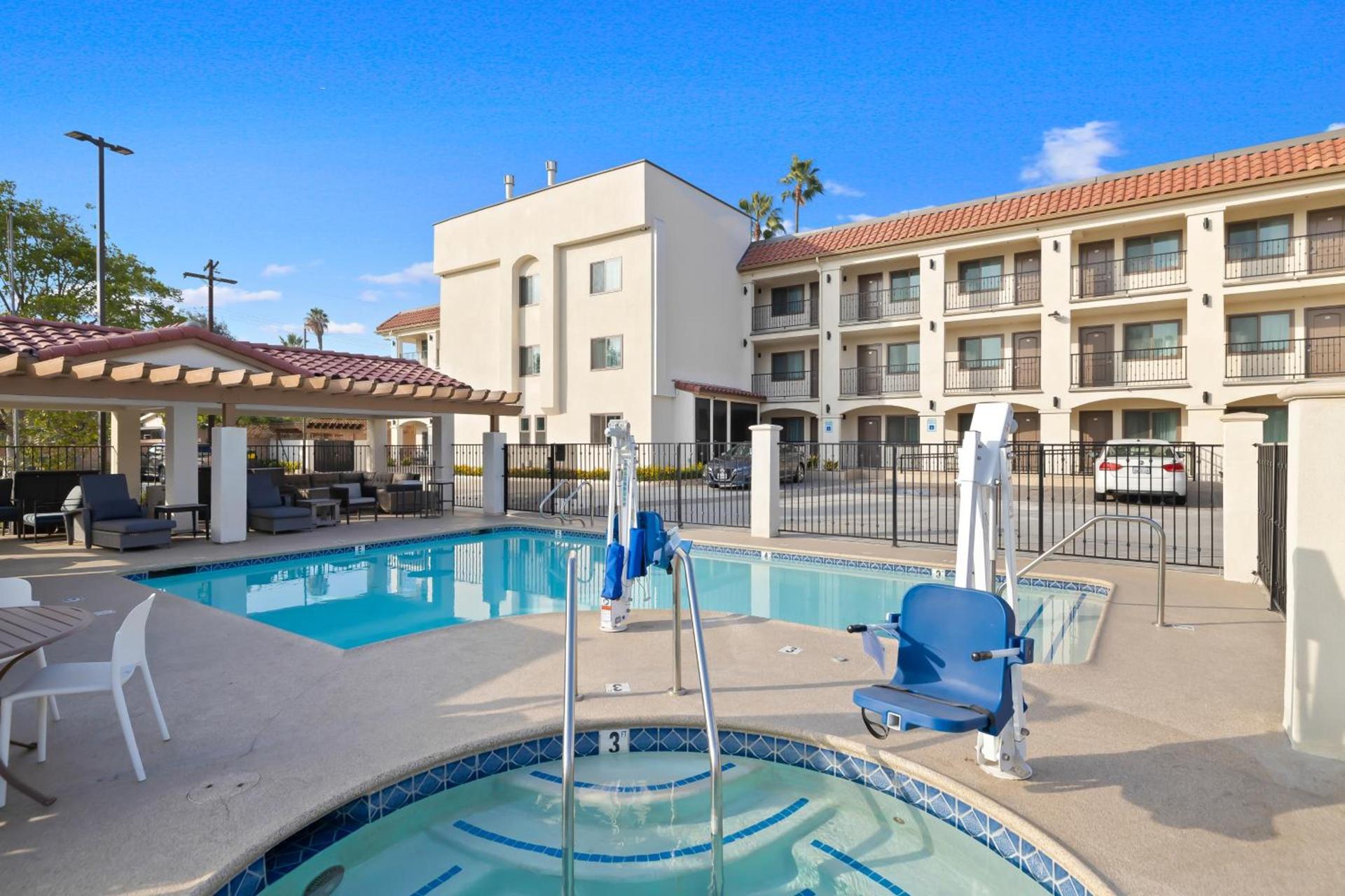 Hotel Huntington photo 27