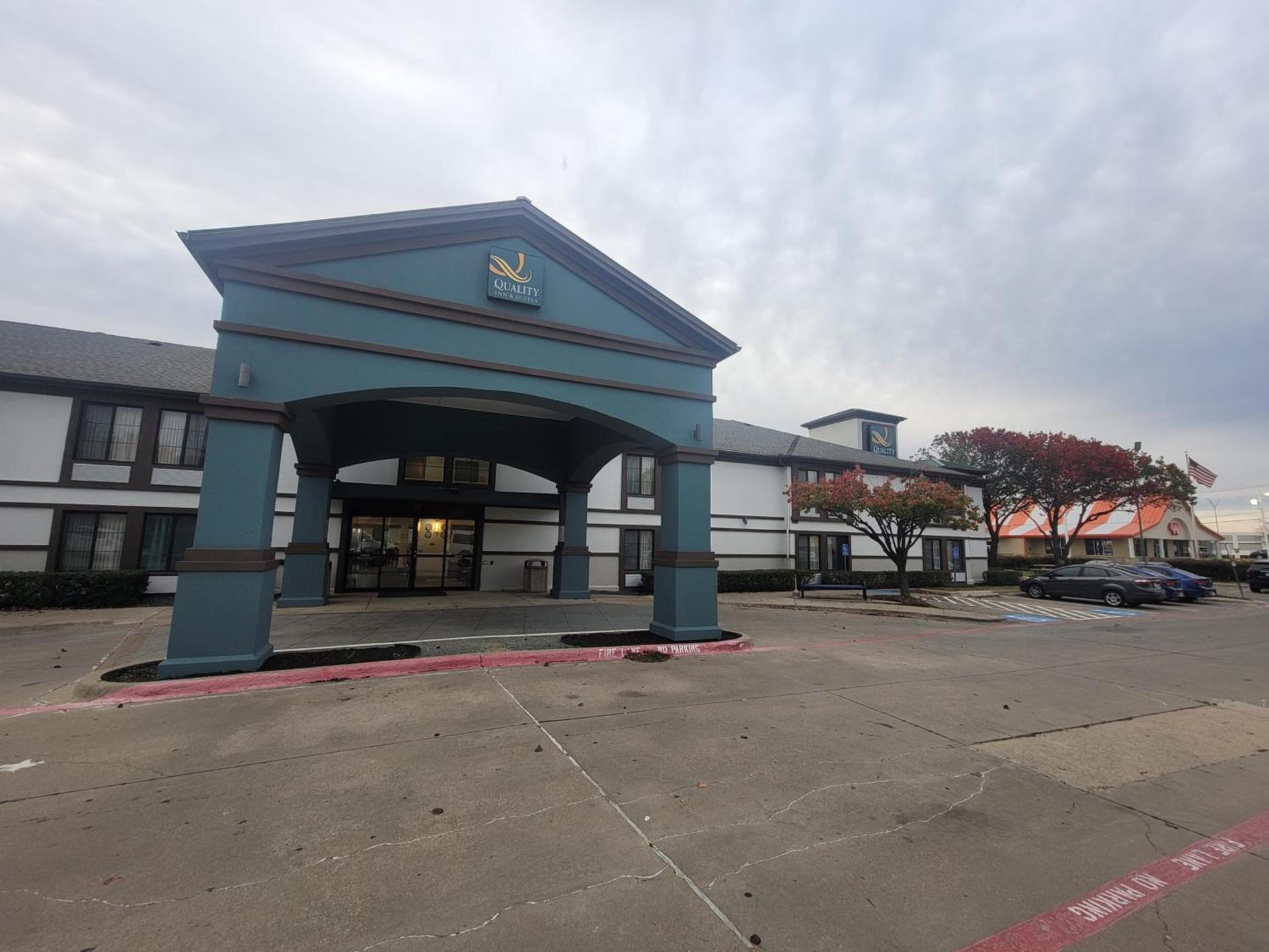 Quality Inn & Suites Irving DFW Airport South photo 39
