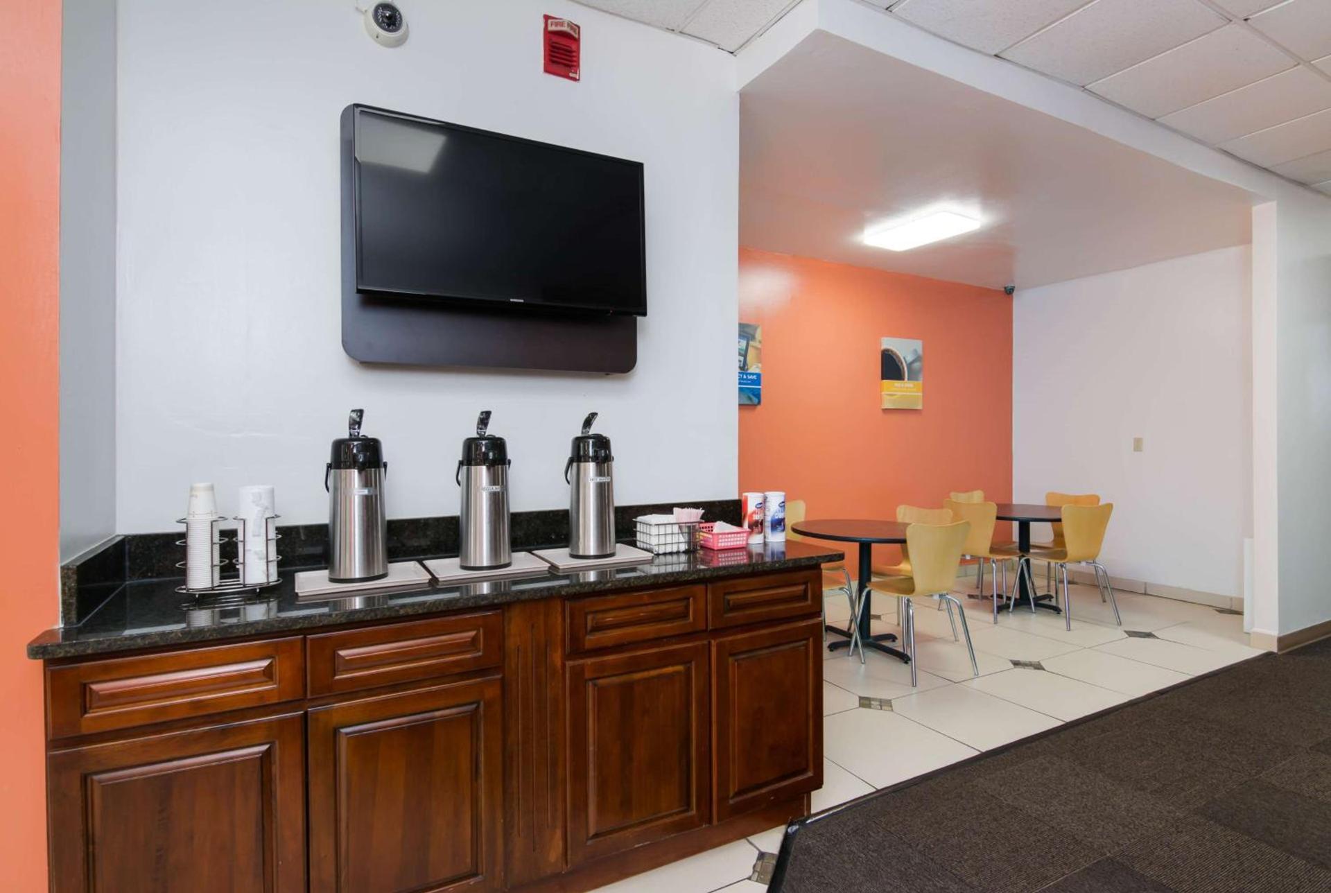 Motel 6-Seaford, DE photo 33