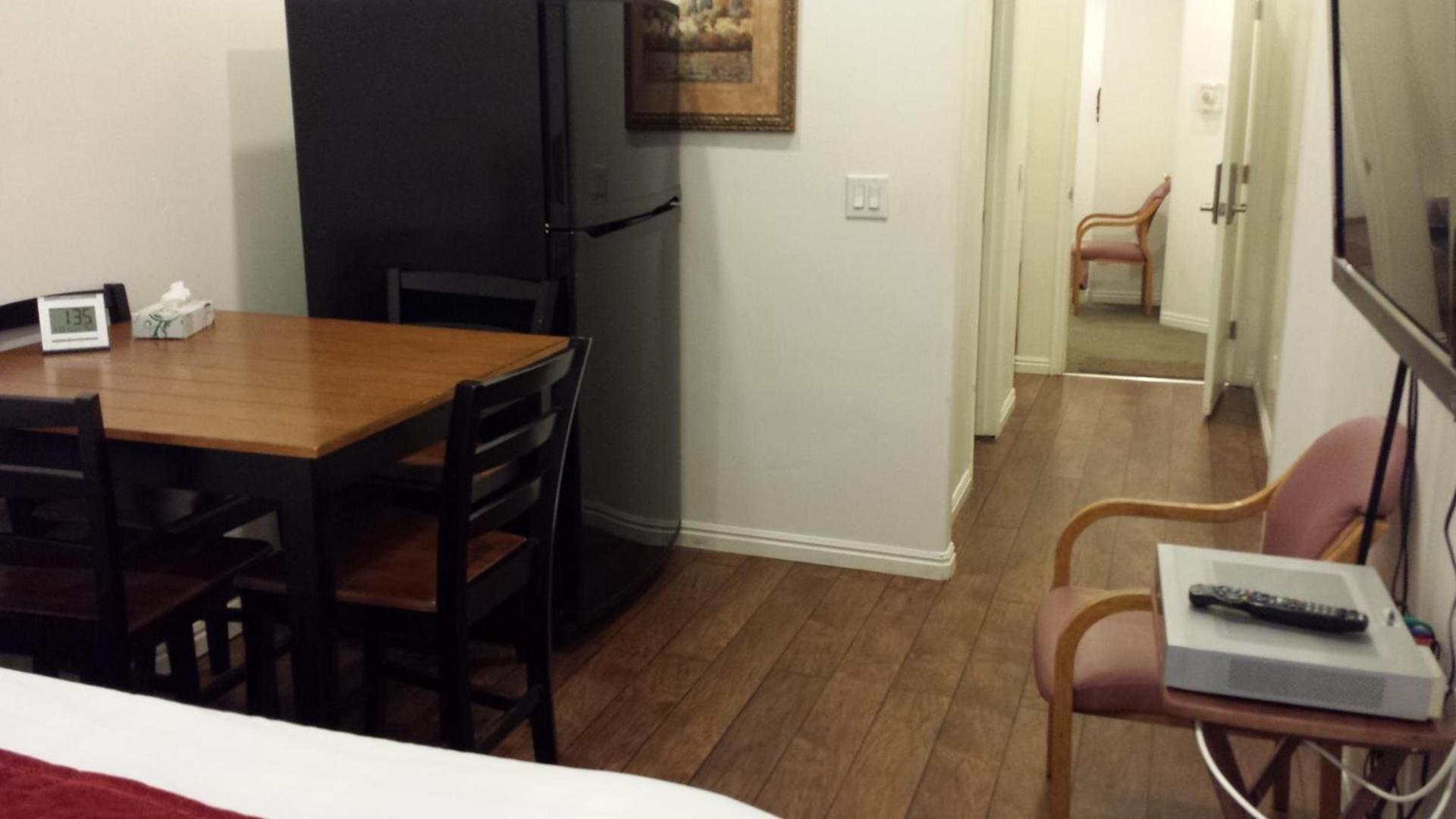 Sage Motel photo 36