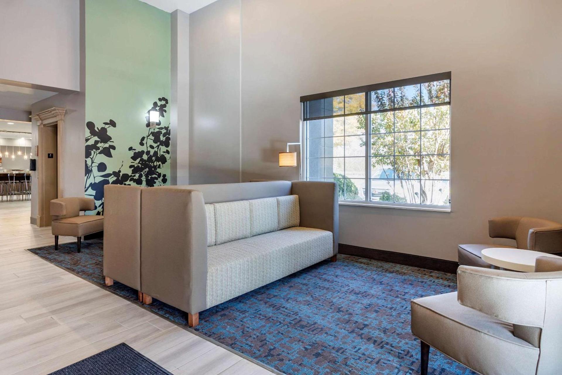 Sleep Inn & Suites Lebanon - Nashville Area photo 4