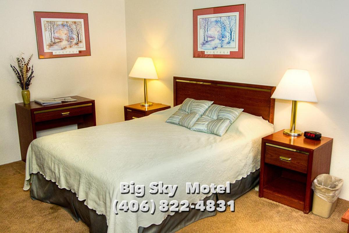 Big Sky Motel photo 6