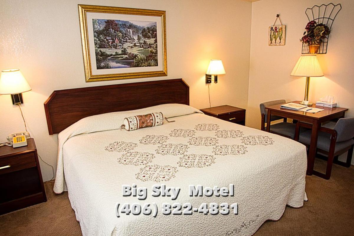 Big Sky Motel photo 4