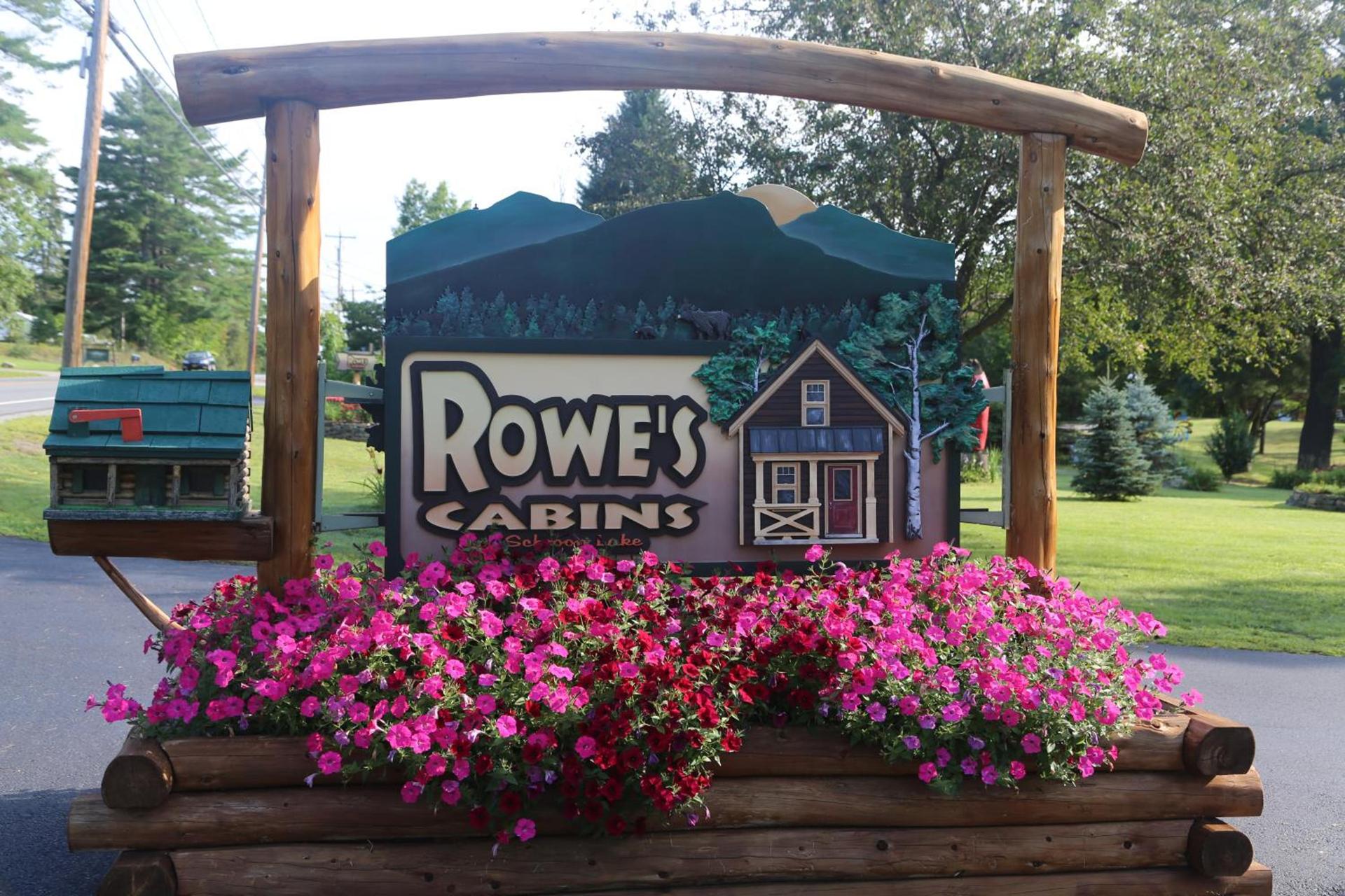 Rowe's Adirondack Cabins of Schroon Lake photo 28