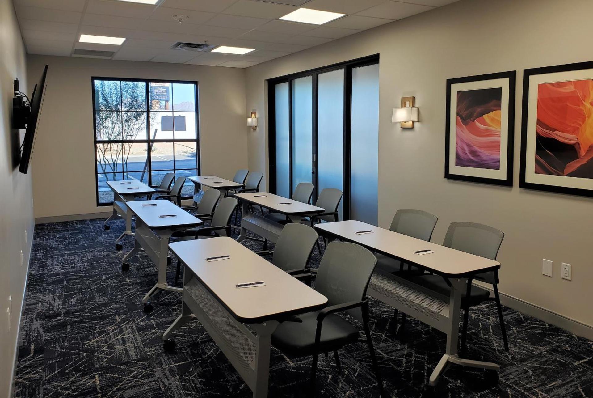 Comfort Suites Scottsdale Talking Stick Entertainment District photo 33