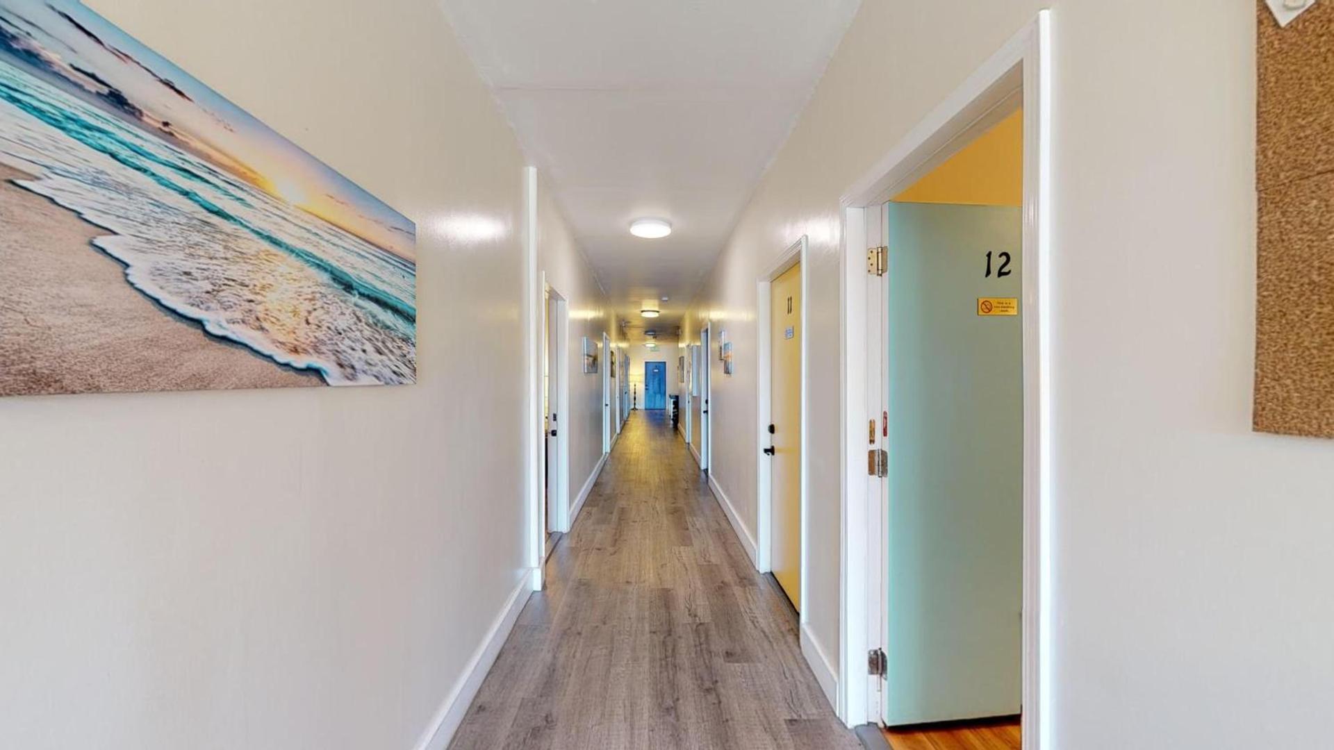 Anchor Pointe Inn photo 54