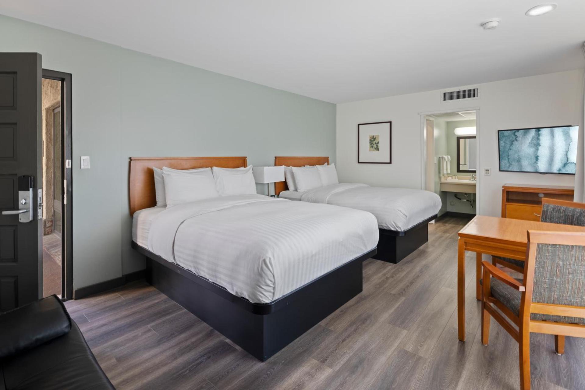Vagabond Inn Glendale photo 34