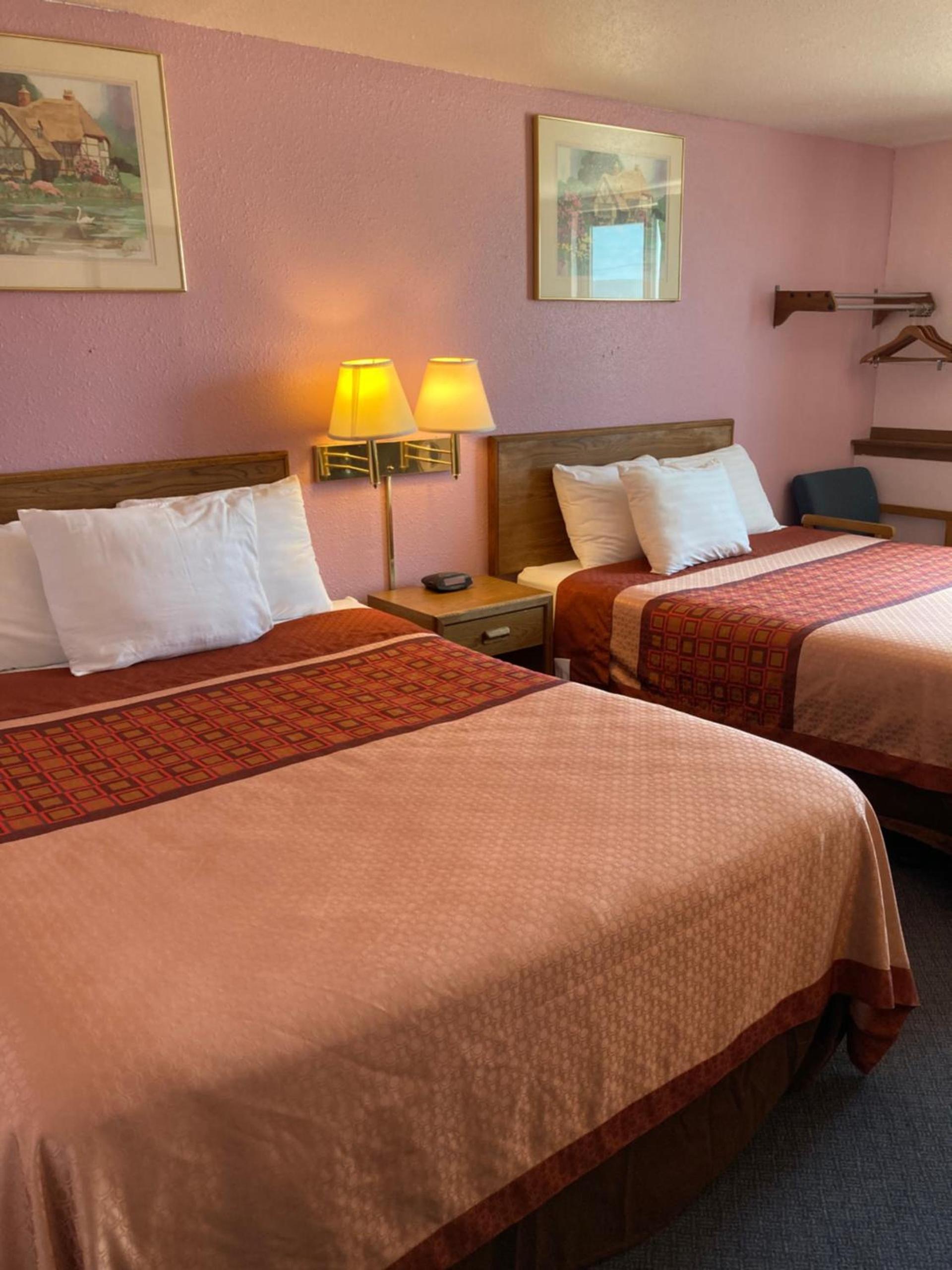 Executive Inn photo 5