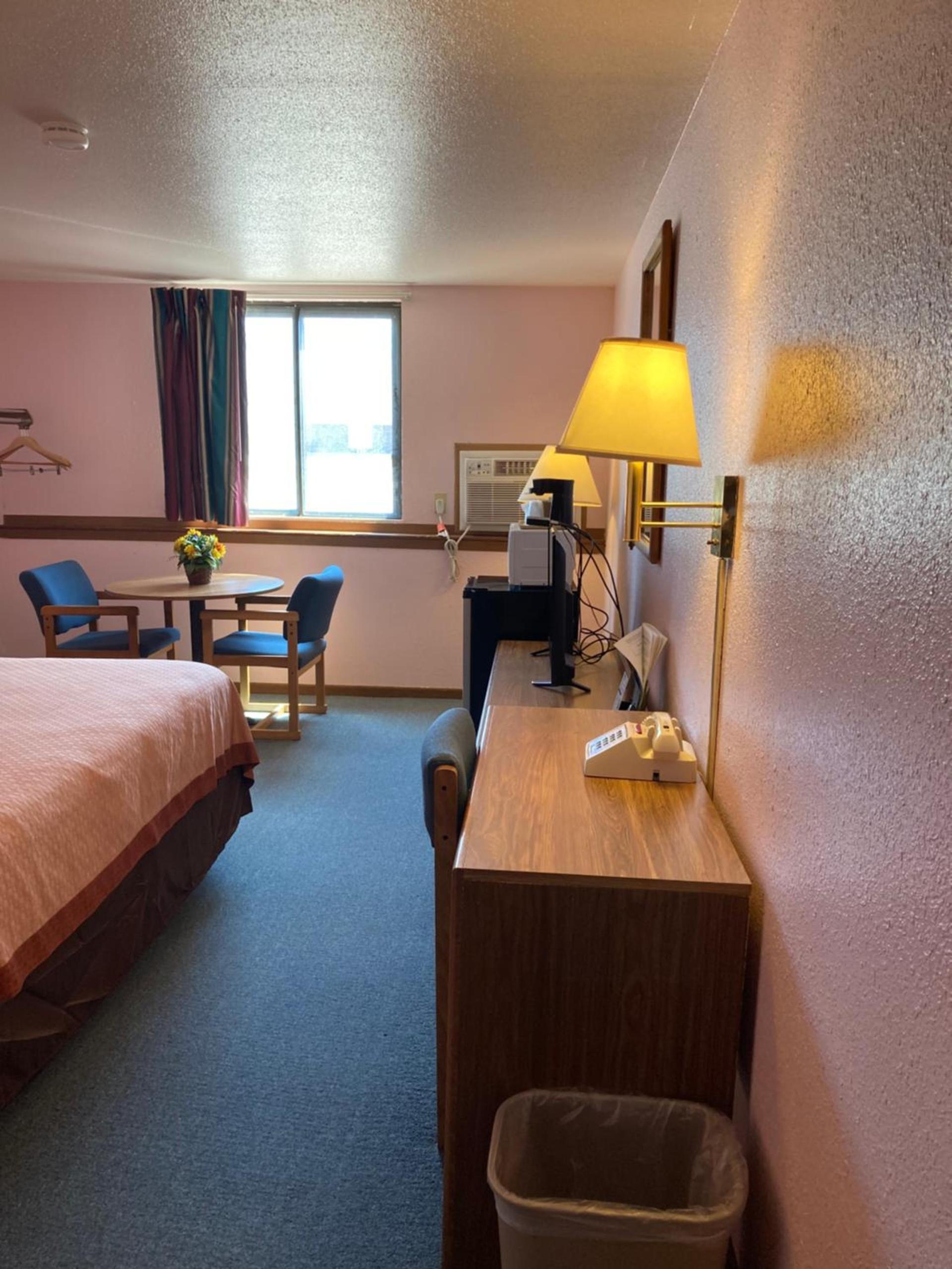 Executive Inn photo 22