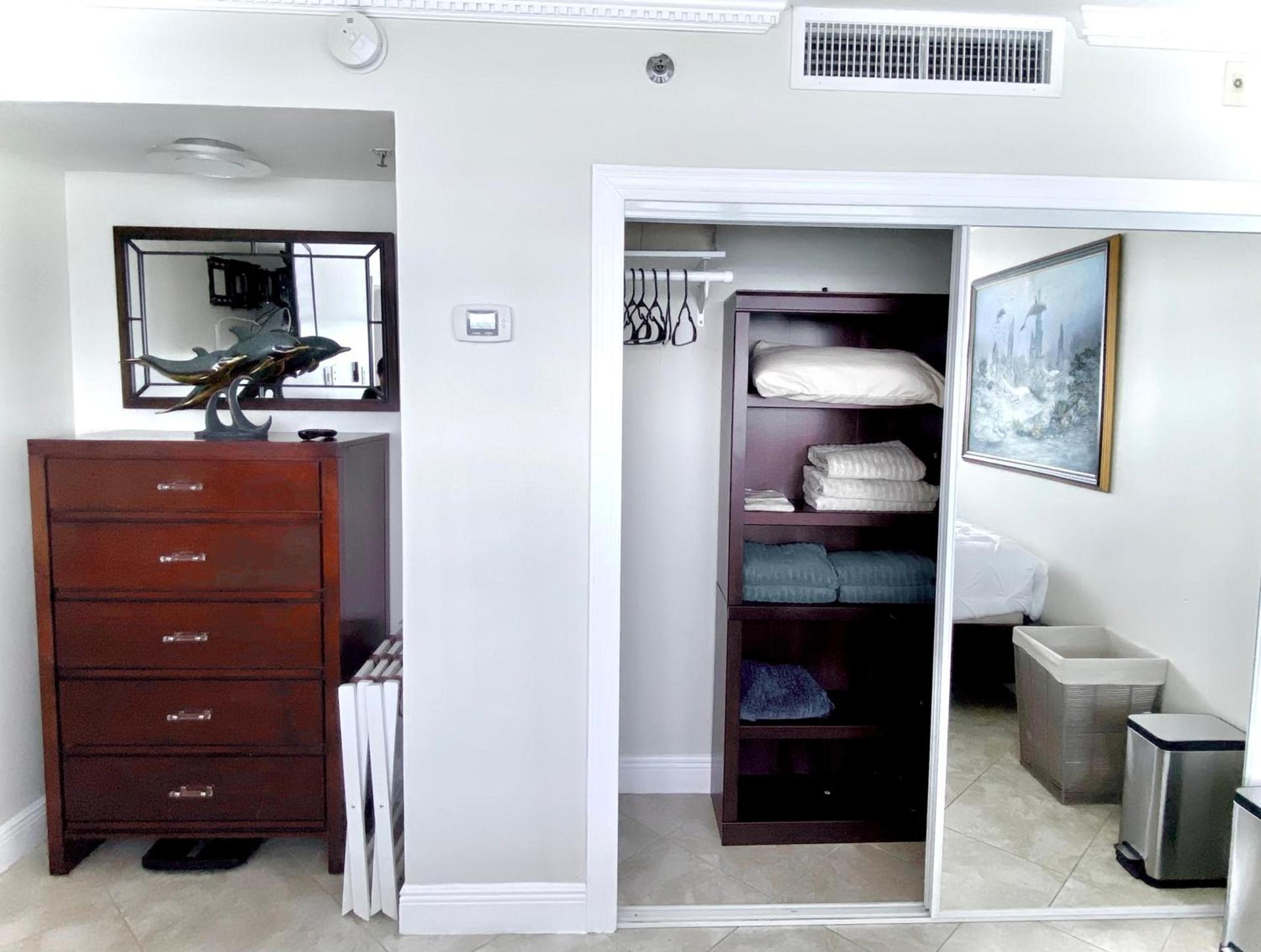 Castle Beach Resort Condo - Panoramic Large Penthouse or Deluxe 1 BR Direct Ocean View and beach access- Updated-Free parking- photo 92