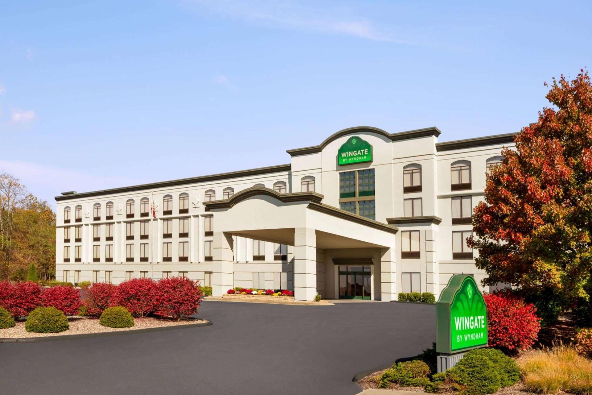 Wingate by Wyndham Bridgeport Clarksburg photo 2