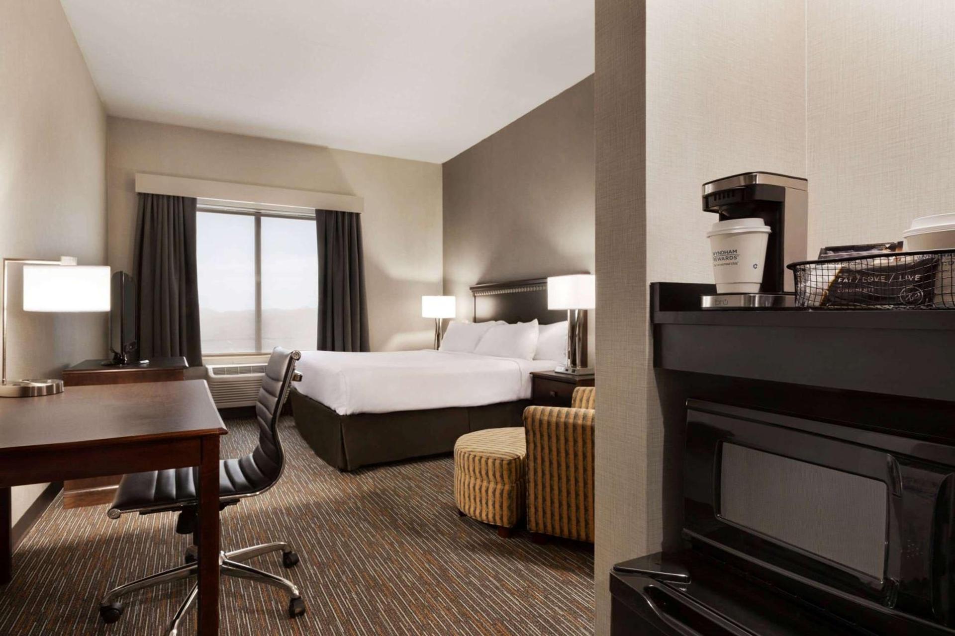 Wingate by Wyndham Bridgeport Clarksburg photo 14