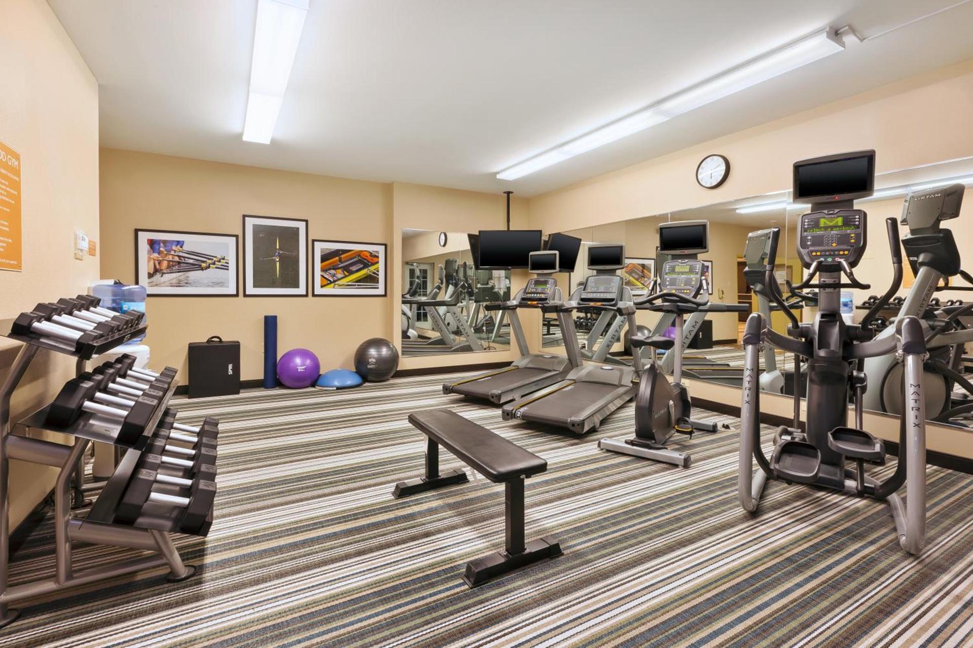 Candlewood Suites Washington North by IHG photo 6