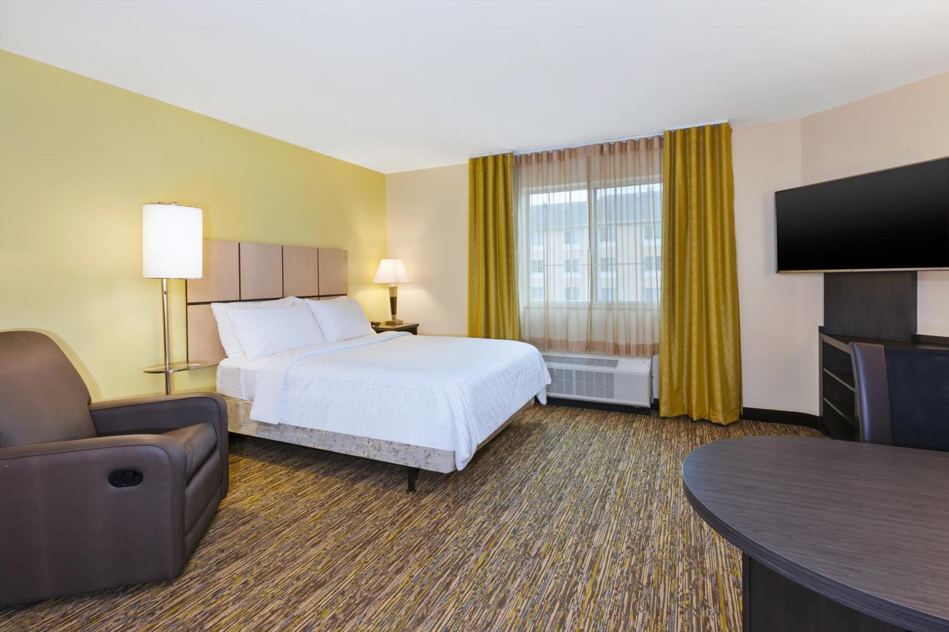 Candlewood Suites Washington North by IHG photo 3