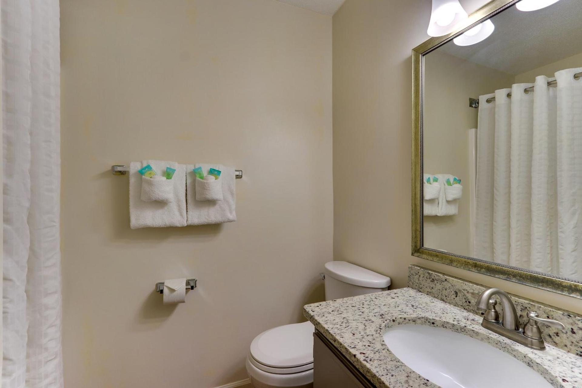 Mariners Suites - Kingsland photo 12