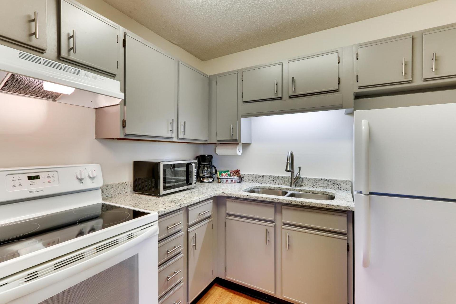 Mariners Suites - Kingsland photo 17